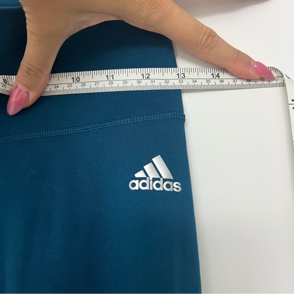 Adidas mid rise cropped leggings in teal colour - Picture 7 of 9